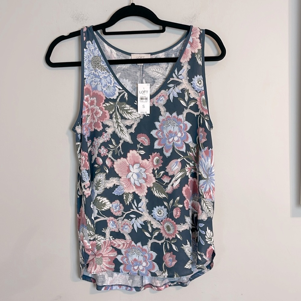 Loft floral tank top size small